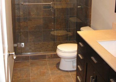 small-bathroom-fabulous-paint-ideas-dark-brown-slate-bath-master-47950049198-in-the-most-stylish-and-also-interesting_beautiful-master-bathroom_bathroom_cheap-bathroom-vanitie
